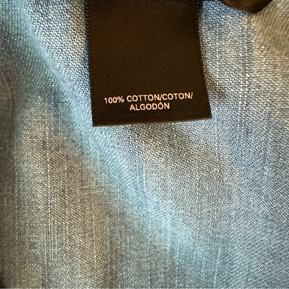 Victoria's Secret Women’s Blue Denim Button Up Long Sleeve Shirt Size: Large - Picture 9 of 9